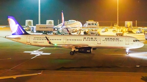 Photo with serial 6827 - Airbus A321-231