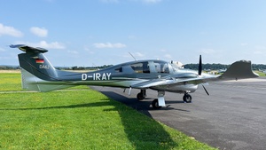 Photo of D-IRAY - Diamond DA62 operated by Private