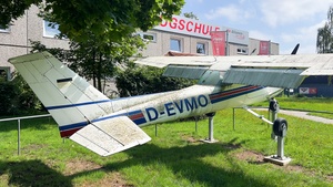 Photo of D-EVMO - Reims-Cessna F152 operated by Private