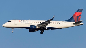 N213JQ