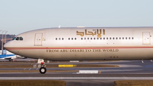 Photo of A6-EHE - Airbus A340-642 operated by Etihad Airways