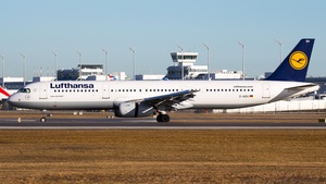 Photo of D-AIDU - Airbus A321-231 operated by Lufthansa