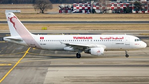 Photo of TS-IMV - Airbus A320-214 operated by Tunisair