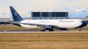 Photo of EI-DBP - Boeing 767-35H(ER) operated by Alitalia