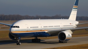 Photo of EC-MIA - Boeing 777-28E(ER) operated by Privilege Style