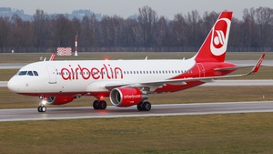 Photo of D-ABNO - Airbus A320-214 operated by Air Berlin