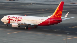 Photo of VT-SGZ - Boeing 737-8GJ operated by SpiceJet