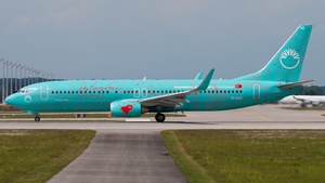 Photo of TC-SUZ - Boeing 737-8HX operated by SunExpress