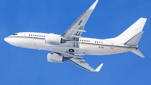 Photo of A6-DAS - Boeing 737-7Z5(BBJ) operated by Royal Jet