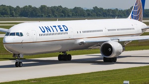 Photo of N69063 - Boeing 767-424(ER) operated by United Airlines