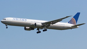 Photo of N76062 - Boeing 767-424(ER) operated by United Airlines
