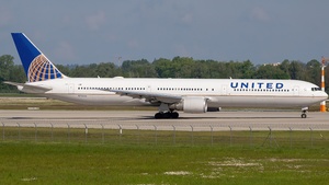 Photo of N78060 - Boeing 767-424(ER) operated by United Airlines