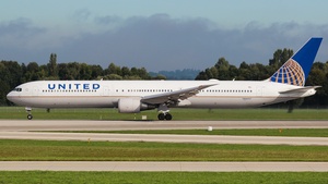 Photo of N66057 - Boeing 767-424(ER) operated by United Airlines