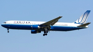 Photo of N649UA - Boeing 767-322(ER) operated by United Airlines