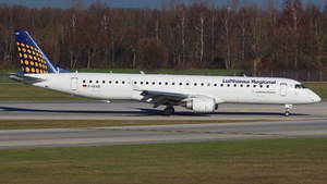 Photo of D-AEMD - Embraer ERJ-195LR operated by Augsburg Airways