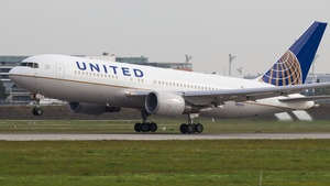 Photo of N68160 - Boeing 767-224(ER) operated by United Airlines