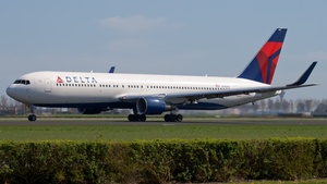 Photo of N196DN - Boeing 767-332(ER) operated by Delta Air Lines