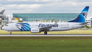 Photo of SU-GEB - Boeing 737-866 operated by Egyptair