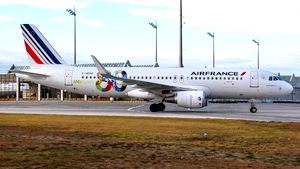 Photo of F-HEPG - Airbus A320-214 operated by Air France