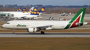 Photo of EI-DSL - Airbus A320-216 operated by Alitalia