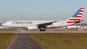 Photo of N284AY - Airbus A330-243 operated by American Airlines