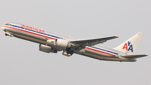 Photo of N357AA - Boeing 767-323(ER) operated by American Airlines