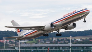 Photo of N358AA - Boeing 767-323(ER) operated by American Airlines