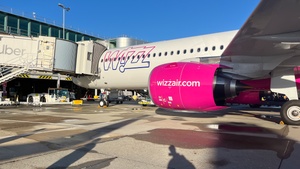 Photo of G-XLRD - Airbus A321-271NY operated by Wizz Air UK