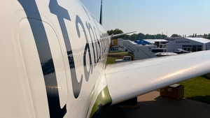 Photo of N782SP - Douglas DC-8-72CF operated by Samaritan's Purse