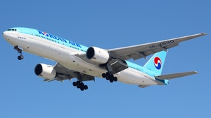 Photo of HL7530 - Boeing 777-2B5(ER) operated by Korean Air