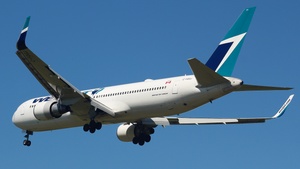 Photo with serial 25274 - Boeing 767-338(ER)