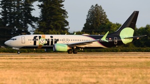 Photo of C-FLUJ - Boeing 737 MAX 8 operated by Flair Airlines