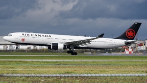 Photo of C-GHKW - Airbus A330-343 operated by Air Canada