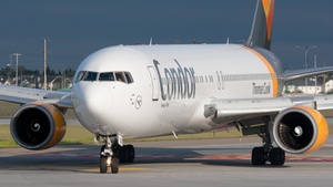 Photo of D-ABUO - Boeing 767-3Q8(ER) operated by Condor