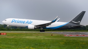 Photo with serial 25363 - Boeing 767-338(ER)(BDSF)