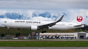 Photo of JA608J - Boeing 767-346(ER) operated by Japan Airlines