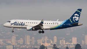 Photo of N411SY - Embraer ERJ-175LR operated by Alaska Airlines (opb Skywest Airlines)