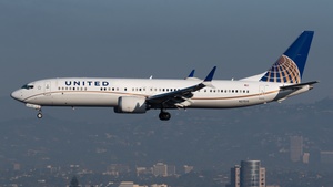Photo of N27515 - Boeing 737 MAX 9 operated by United Airlines