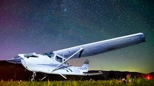 Photo of C-GYKY - Cessna 172N Skyhawk operated by Calgary Flying Club