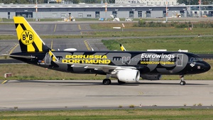 Photo of D-AEWM - Airbus A320-214 operated by Eurowings