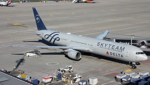 Photo of N844MH - Boeing 767-432(ER) operated by Delta Air Lines