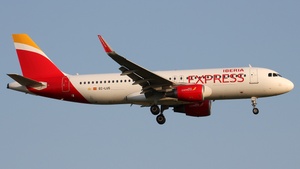 Photo of EC-LUS - Airbus A320-216 operated by Iberia Express