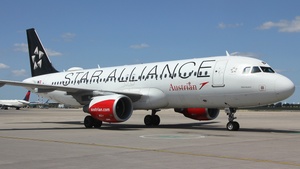Photo of OE-LBZ - Airbus A320-214 operated by Austrian Airlines