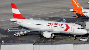 Photo of OE-LBO - Airbus A320-214 operated by Austrian Airlines