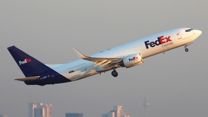Photo of F-HIQH - Boeing 737-86N(BCF) operated by FedEx (opb ASL Airlines France)