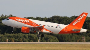 Photo of OE-LQU - Airbus A319-111 operated by easyJet Europe