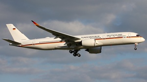 Photo of 10+03 - Airbus A350-941(CJ) operated by German Air Force