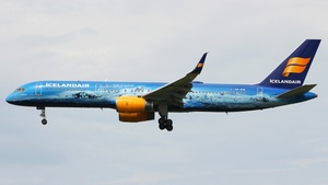 Photo of TF-FIR - Boeing 757-256 operated by Icelandair