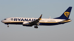 Photo of EI-IHT - Boeing 737 MAX 8-200 operated by Ryanair