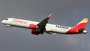 Photo of EC-NIF - Airbus A321-251NX operated by Iberia Express